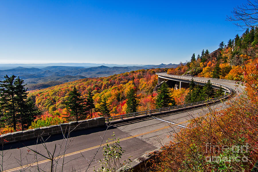 Fall Morning at Linn Cove Viaduct Photograph by Karl Greeson