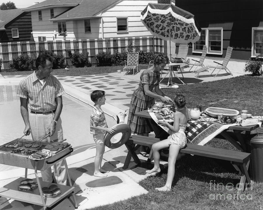 Family Cookout, C.1960s Photograph by H. Armstrong Roberts/ClassicStock