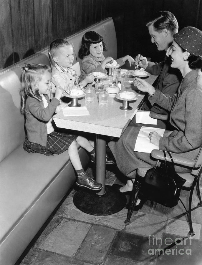Family Eating Ice Cream At A Diner Photograph by H. Armstrong Roberts/ClassicStock