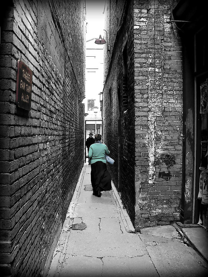 Fan Tan Alley Photograph by Micki Findlay