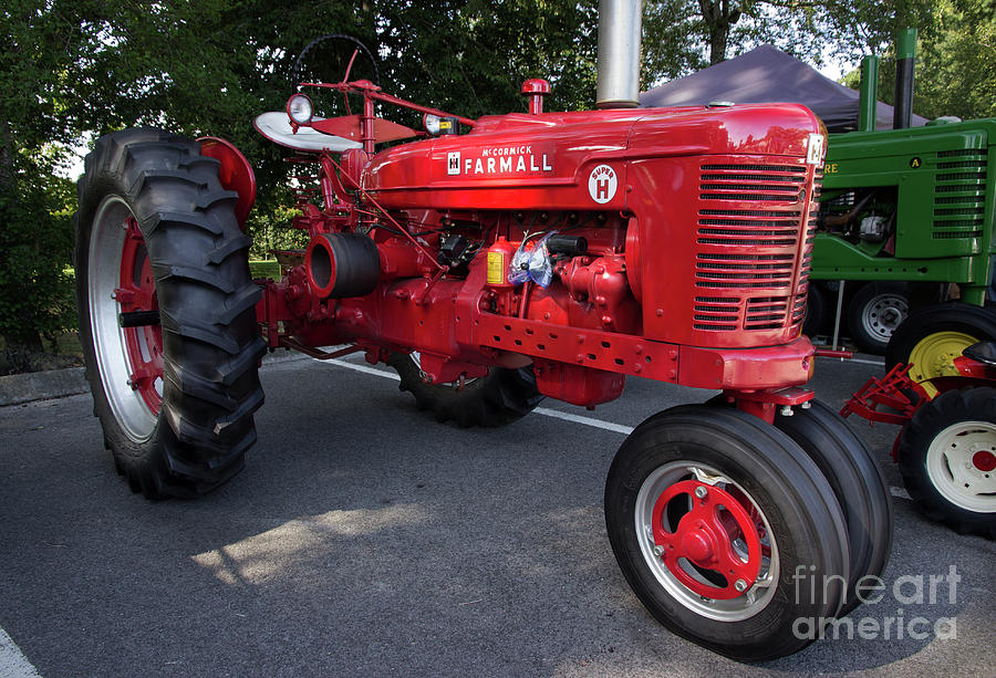 Farmall H Photograph by Mike Eingle