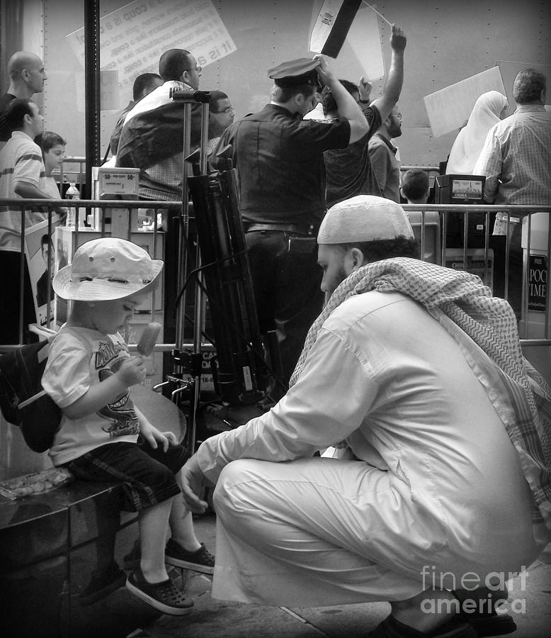 Black And White Photograph - Father and Child by Miriam Danar