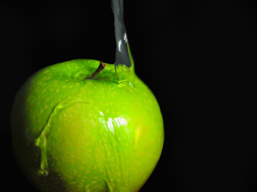 Granny Smith Green Photograph by Diana Angstadt