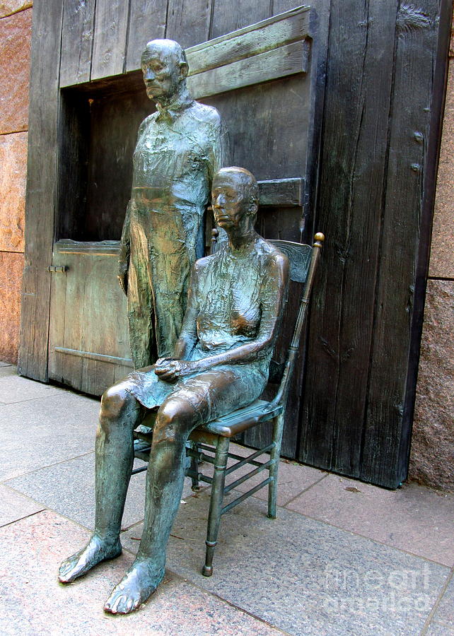FDR Memorial 9 Photograph by Randall Weidner
