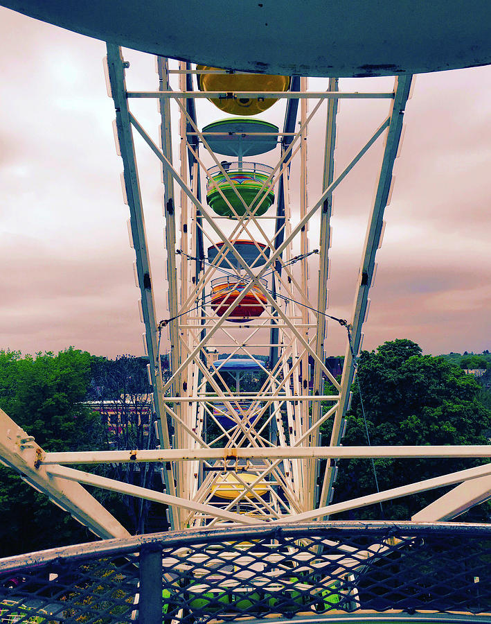 Ferris Wheel Photograph by Geoff Jewett