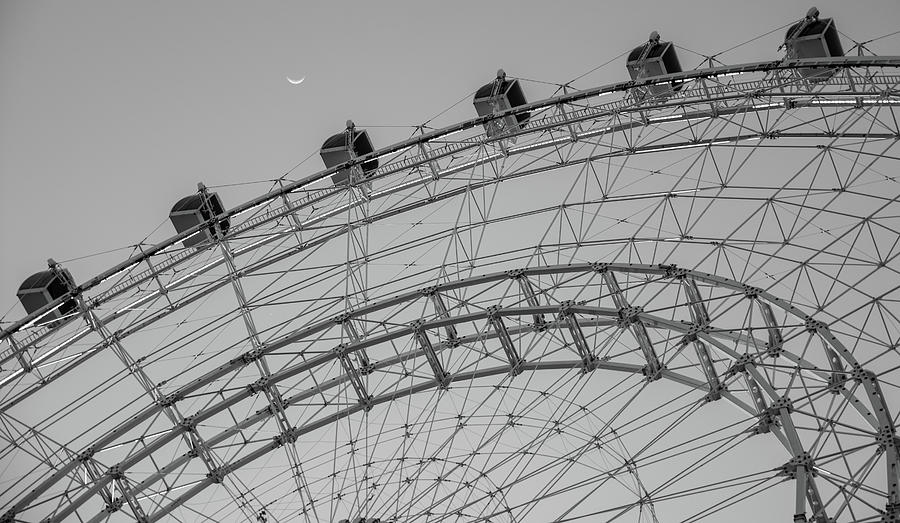 Ferris Wheel II Photograph by David Hart
