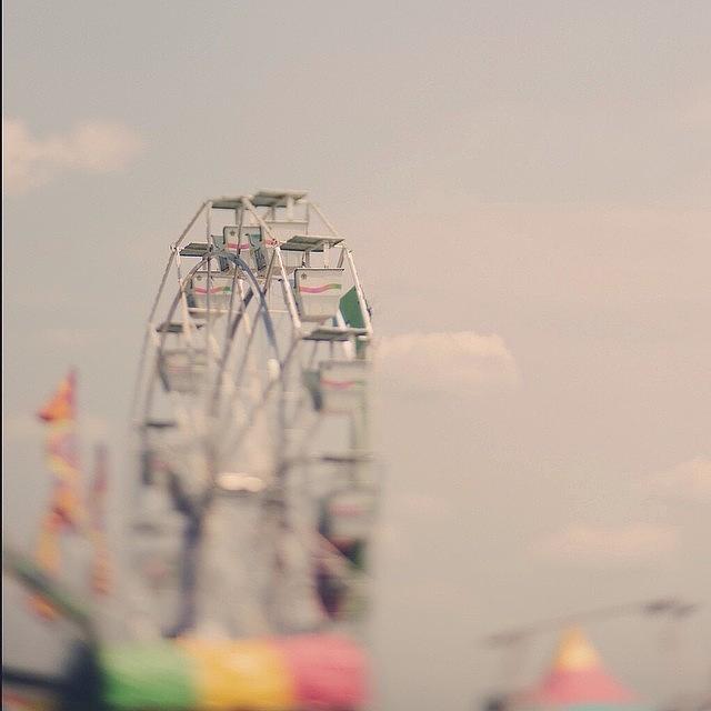 Lfk Photograph - Ferris Wheel. #trinabakerphotography by Trina Baker