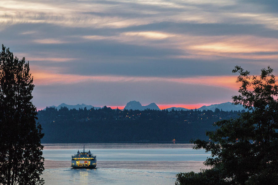 Ferry Tillikum at Dawn Photograph by E Faithe Lester