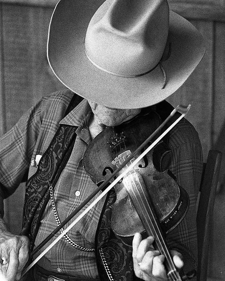 Fiddler #1 Photograph by Jim Mathis