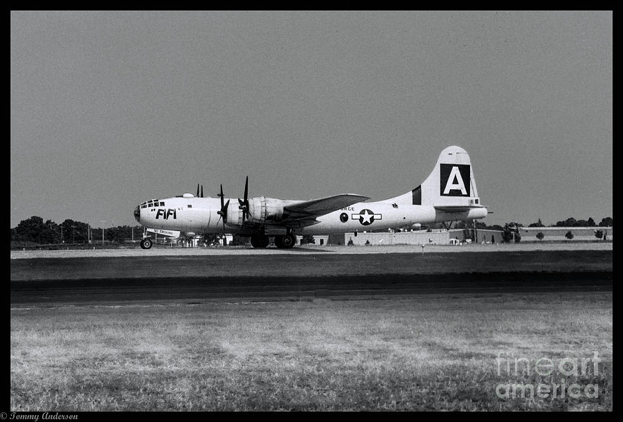 FiFi B-29 Photograph By Tommy Anderson - Fine Art America