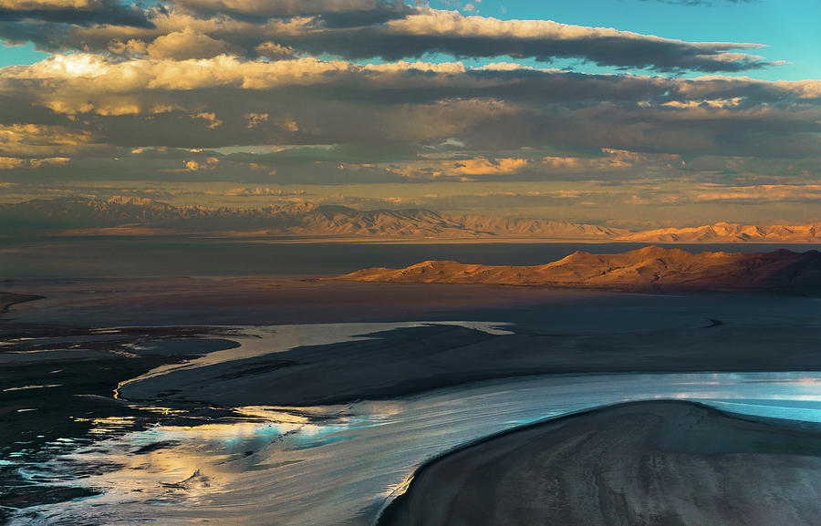 Final Approach Photograph by Michael Balen