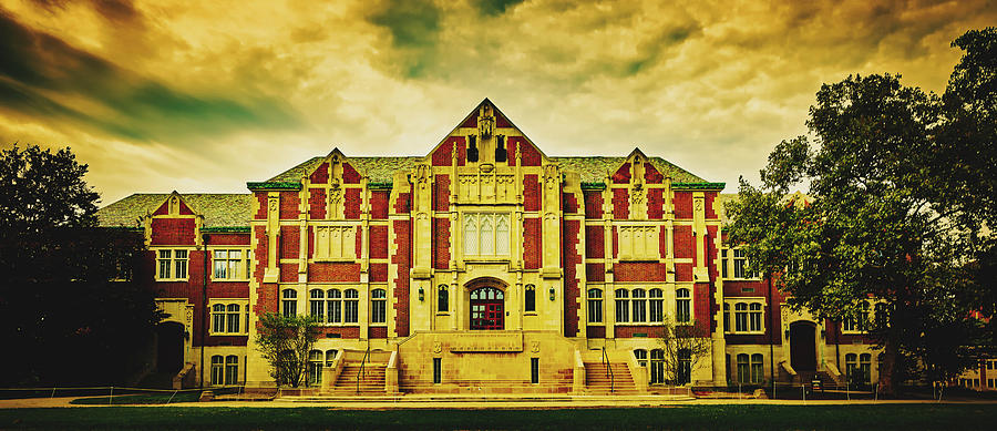 Fine Arts Building - Ball State University Photograph by Mountain Dreams