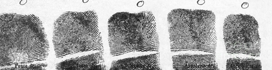 History Photograph - Fingerprints Of Vincenzo Peruggia, Mona by Photo Researchers