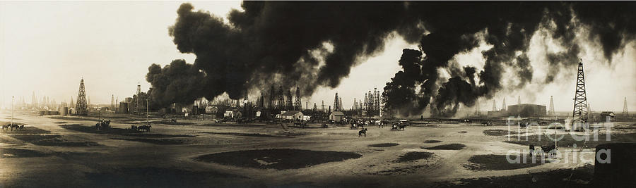 Fire at Spindletop Oil Fields Photograph by Peter Ogden