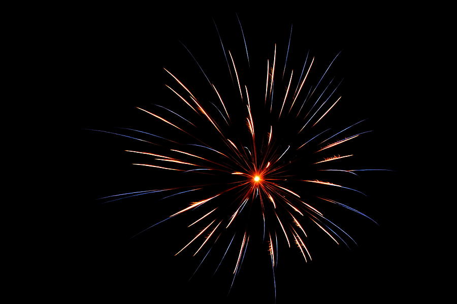 Fireworks 007 Photograph by Larry Ward