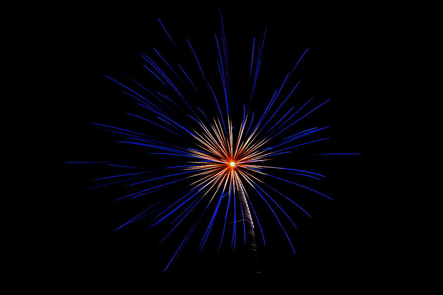 Fireworks 015 Photograph by Larry Ward