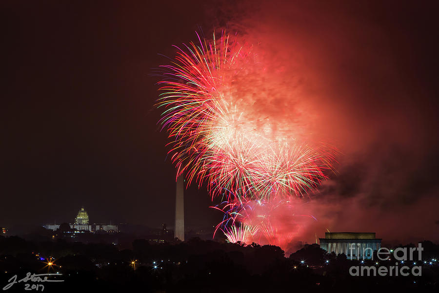 Fireworks 1 Photograph by Jeffrey Stone