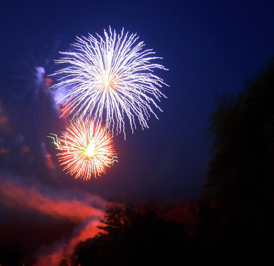 Fireworks 2 by Shirley Roberson Fireworks 2 by Shirley Roberson