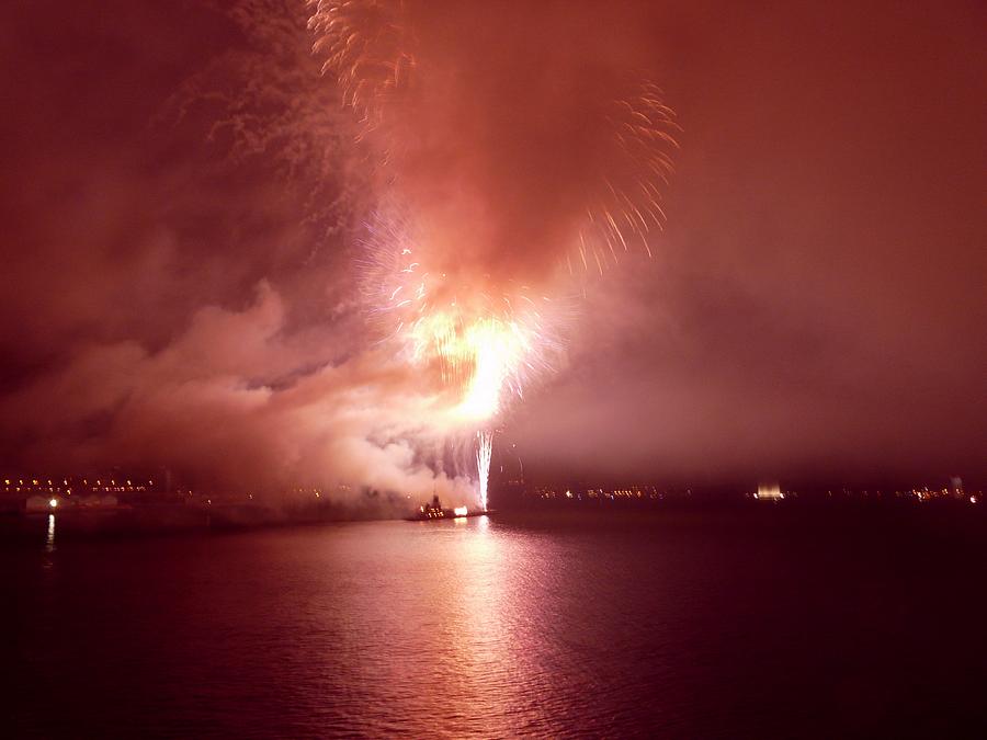 Fireworks Photograph - Fireworks 20 by Kendall Eutemey Fireworks Photograph - Fireworks 20 by Kendall Eutemey