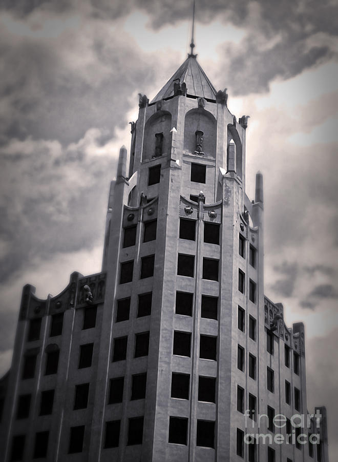 Hollywood Photograph - First National Bank Building in Hollywood by Gregory Dyer