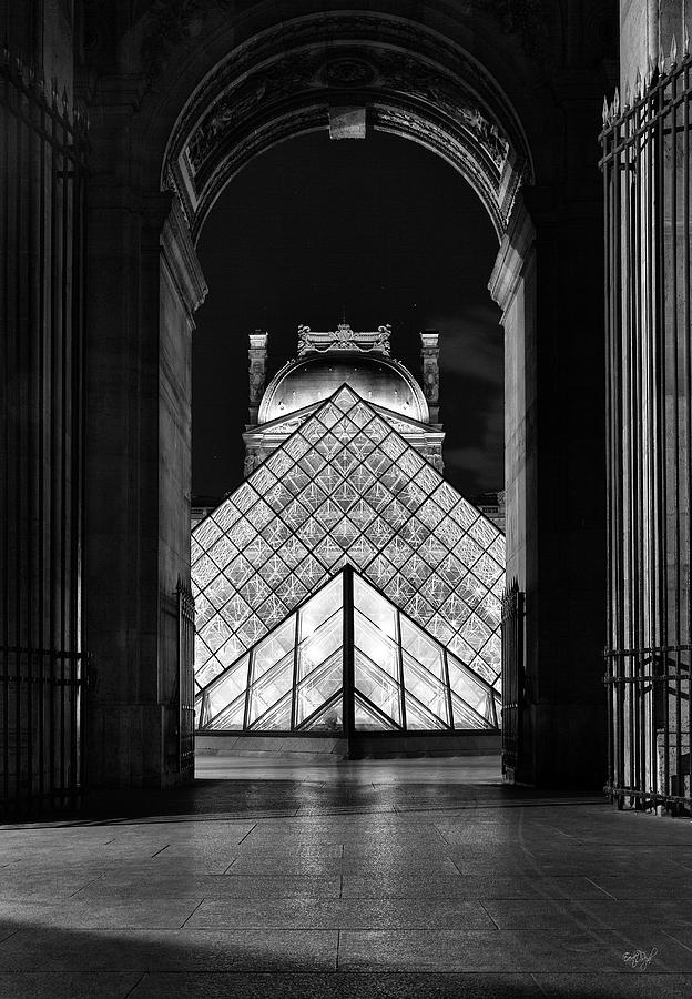 Paris Photograph - First Time by Everet Regal