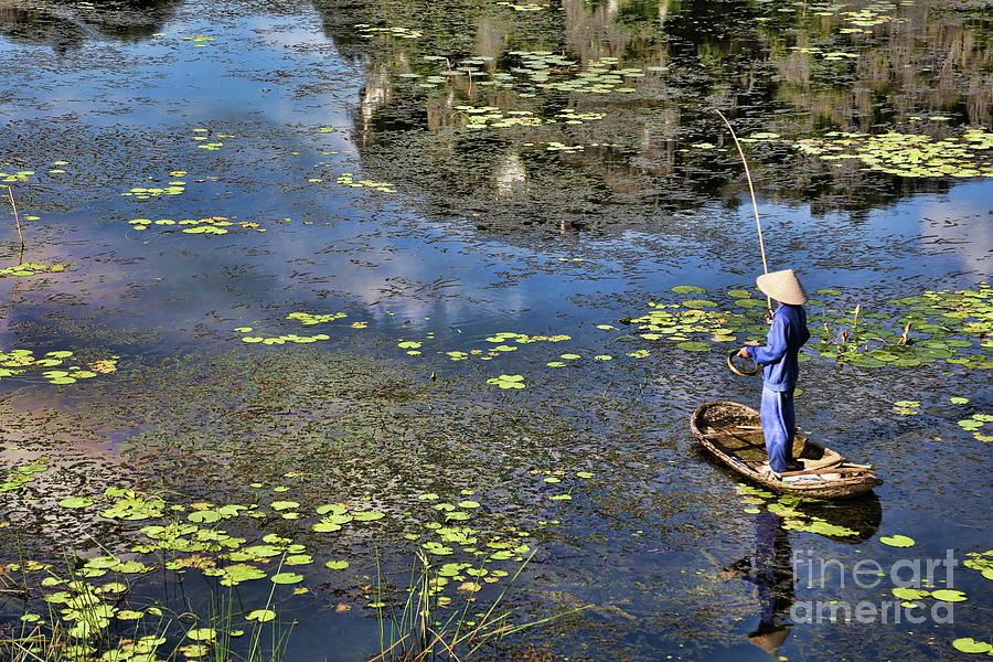 Fisherman Van Long Photograph by Chuck Kuhn