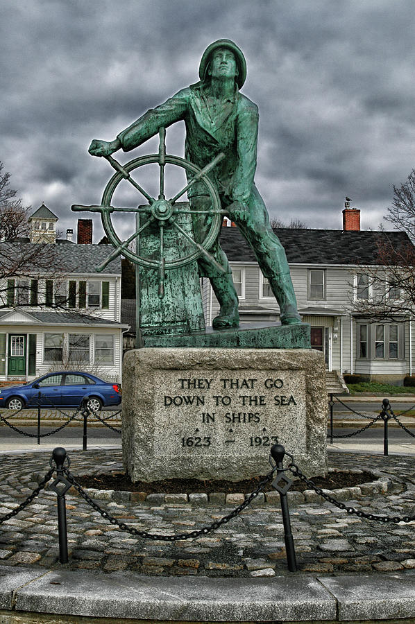Fishermans Memorial Photograph by Mike Martin