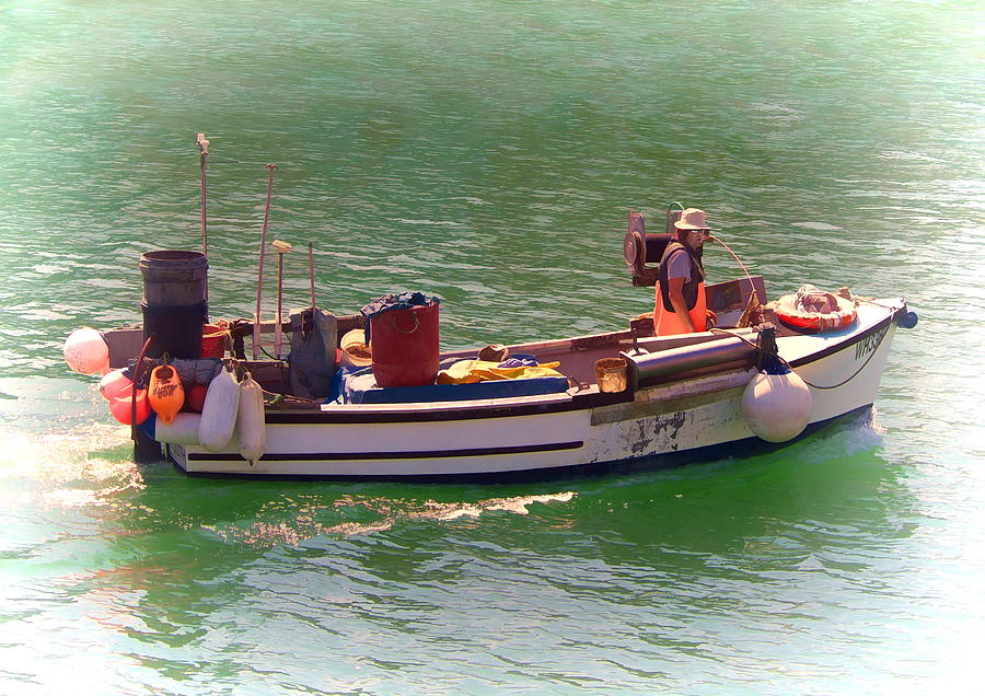 Fishing vessel by Paul Gulliver Fishing vessel by Paul Gulliver