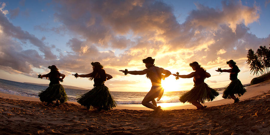 Five Hula Dancers On The Beach Photograph by David Olsen
