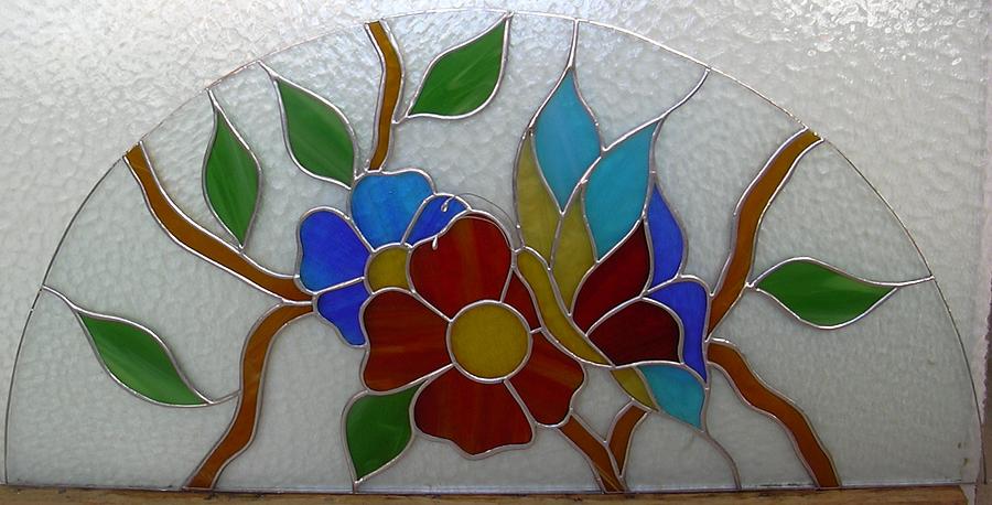 Flores Con Mariposa Glass Art by Justyna Pastuszka