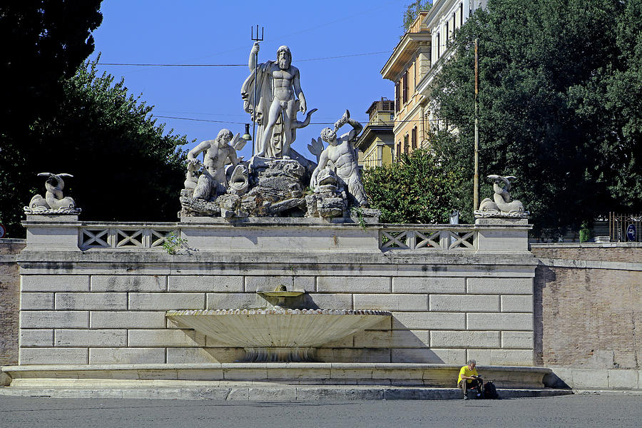 Fontana del Nettuno Photograph by Tony Murtagh