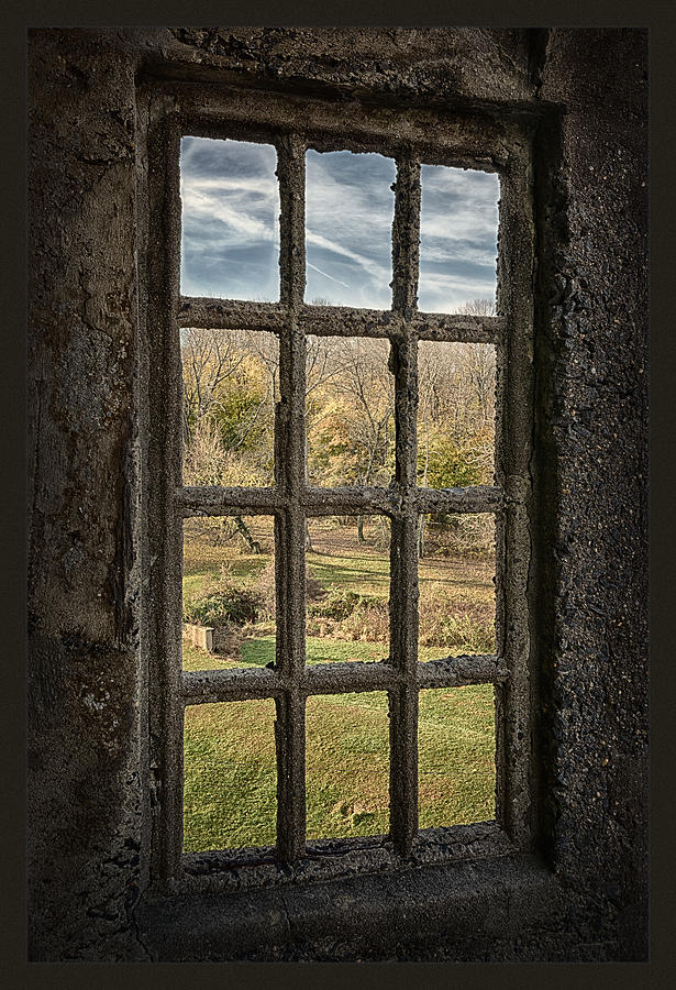 Fonthill Terrace Window Photograph by Robert Fawcett