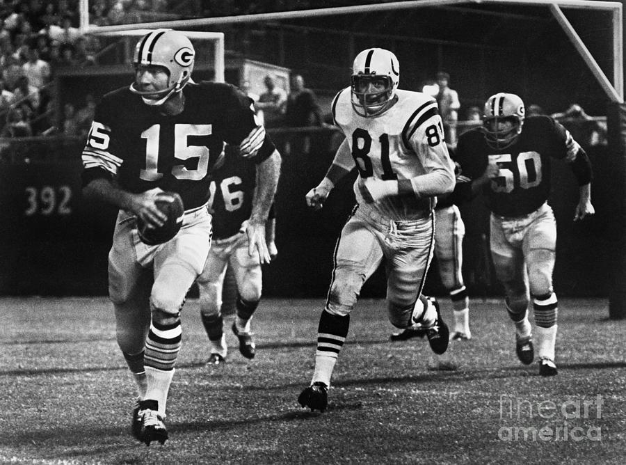 Green Bay Packers Photograph - Football Game, 1966 by Granger