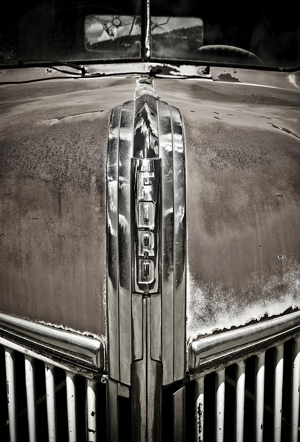 Ford Chrome Grille Photograph by Marilyn Hunt