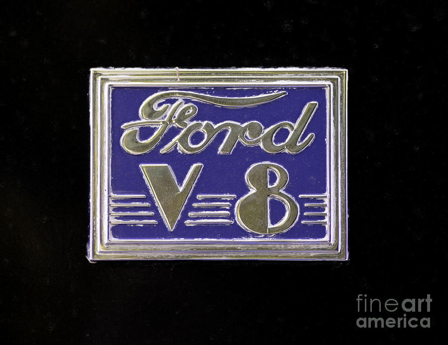 Vintage Photograph - Ford logo by Les Palenik