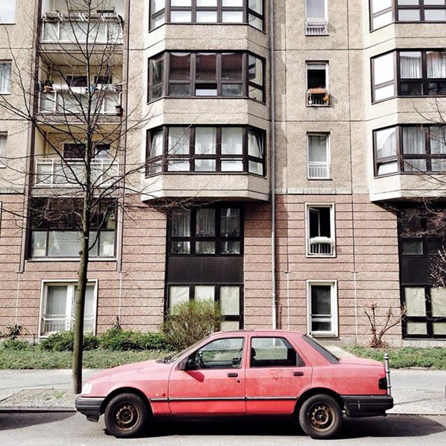 Car Photograph - Ford Sierra

#berlin #mitte #street by Berlinspotting BrlnSpttng