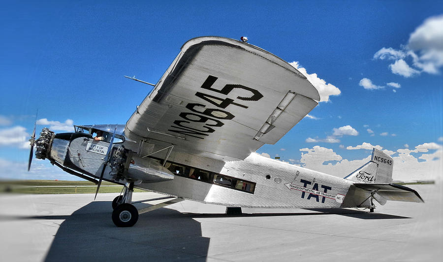 Ford tri motor