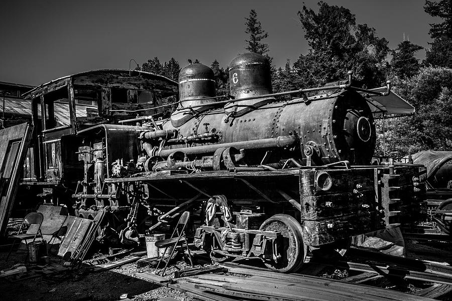 Forgotten Train Black And White Photograph by Garry Gay