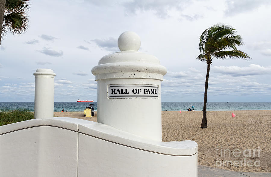 Fort Lauderdale Beach Photograph by Les Palenik