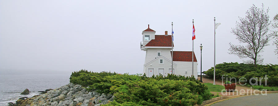 Fort Point Lighthouse Liverpool Nova Scotia  6197 Photograph by Jack Schultz