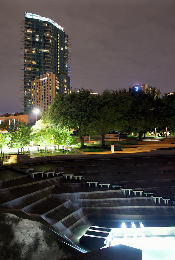 Fort Worth Water Gardens 4718 Photograph By Rospotte Photography