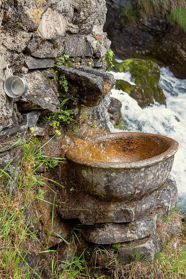Waterfall Photograph - Fountain and Tin Cup Lake Como Italy by Joan Carroll