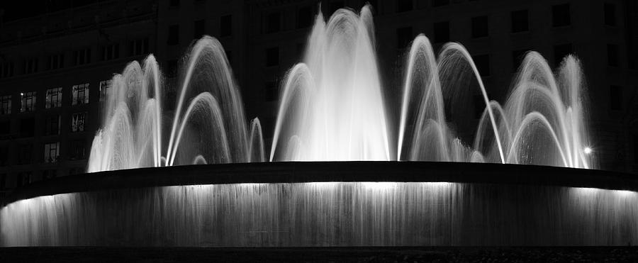 Fountain in Barcelona Photograph by Farol Tomson
