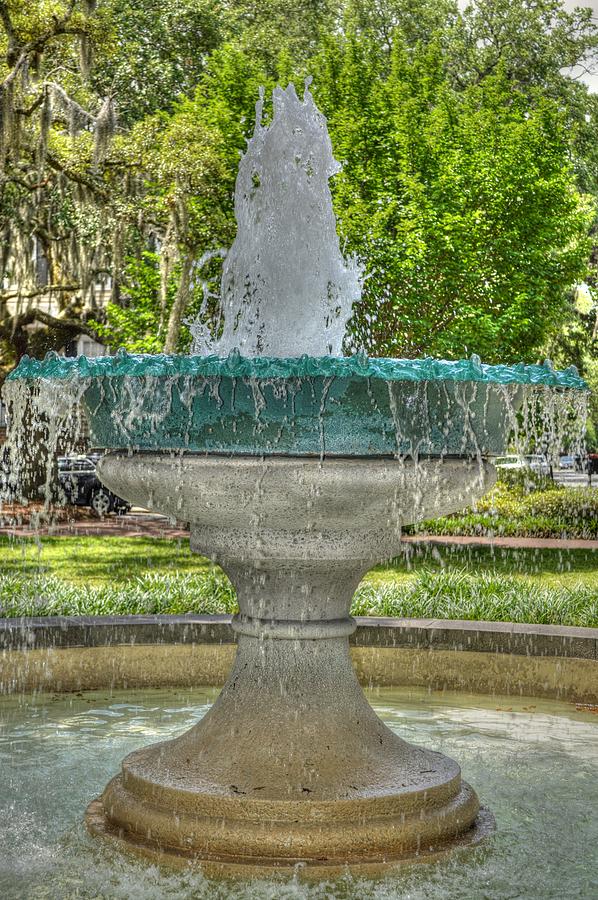 Fountain Photograph - Fountain in Savannah II by Linda Covino