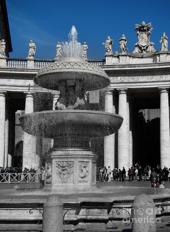 Fountain In St Peters Square Photograph by Al Bourassa