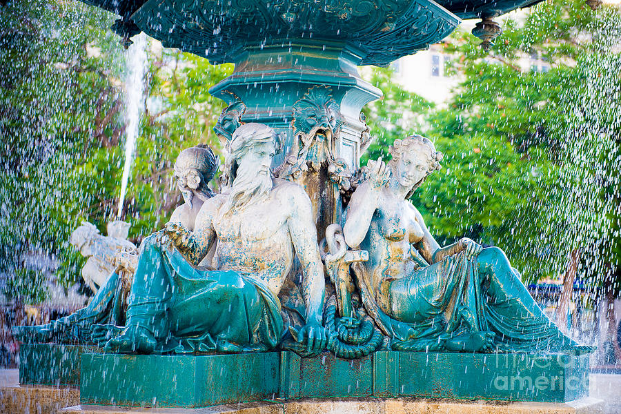 Fountain Of Love Photograph