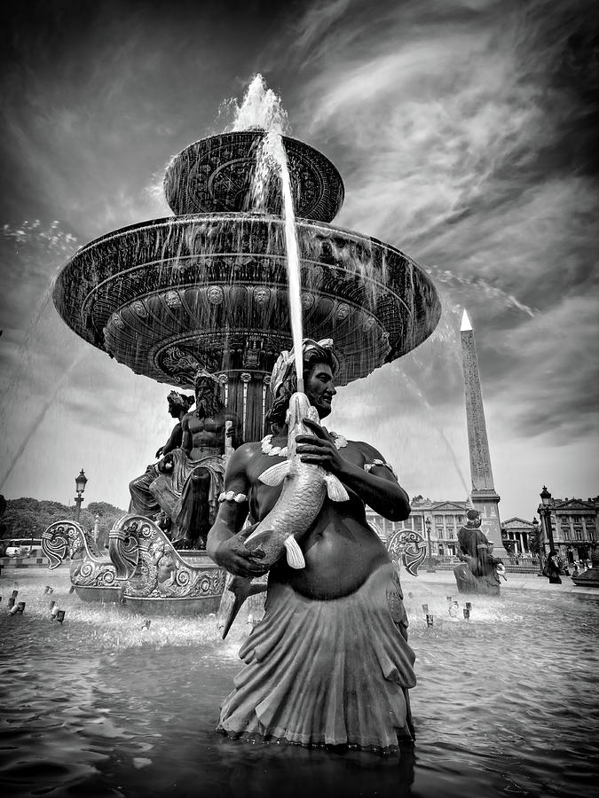 Paris Photograph - Fountain on Place de la concorde - Paris by Barry O Carroll
