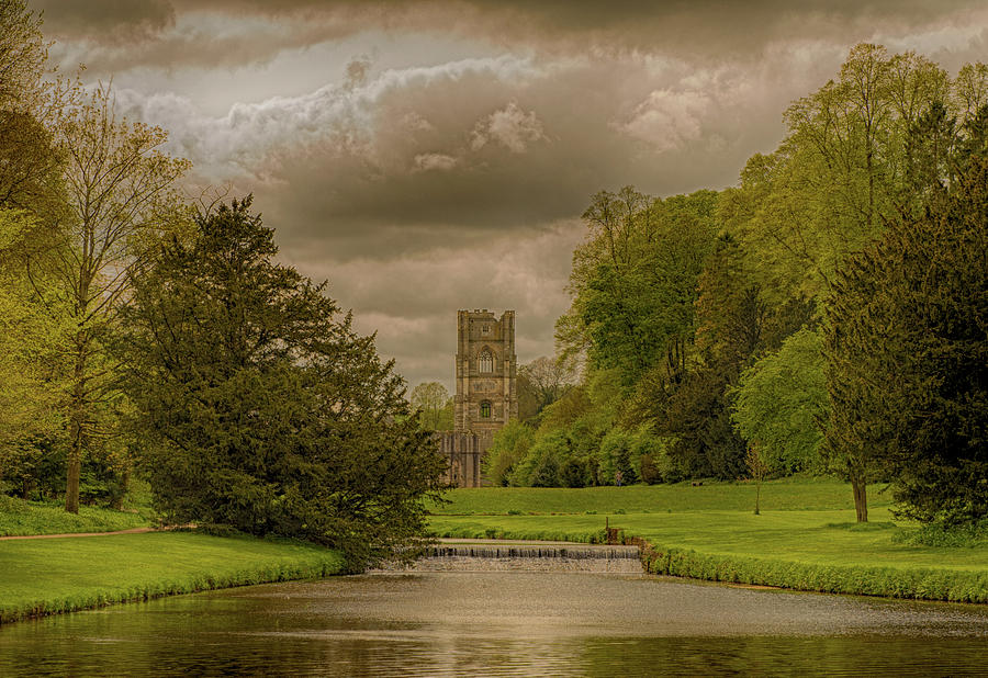 Fountains Abbey Photograph by John Joyce - Fine Art America