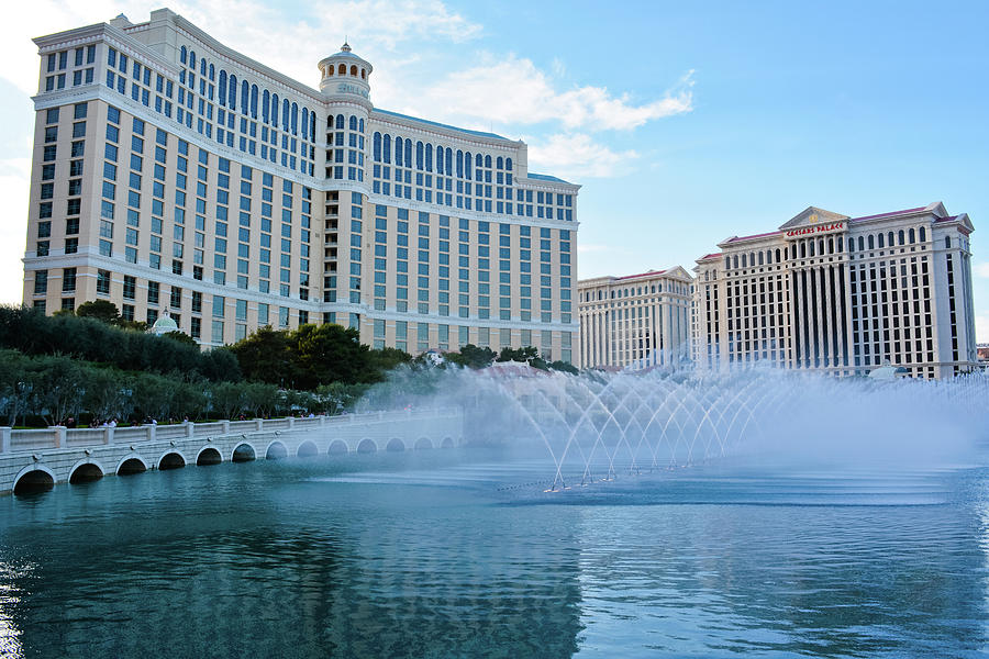 Fountains of Bellagio Water Photograph by Kyle Hanson