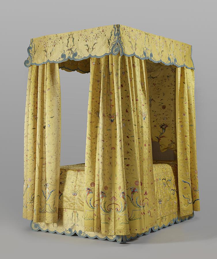 Four poster bed 1760 to 1770 Tapestry - Textile by Vintage Collectables